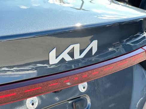 Used 2022 Kia Forte Sedan image 17