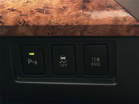 Used 2014 Toyota Tundra 1794 Edition image 20