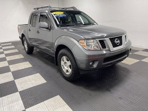 Used 2021 Nissan Frontier PRO-4X w/ Pro-4x Utility Package AWD/4WD image 5