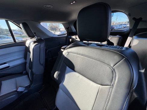 Used 2023 Ford Explorer XLT w/ Equipment Group 202A image 20