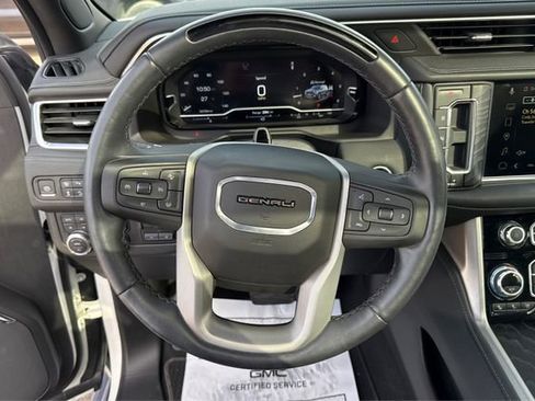 Used 2023 GMC Yukon Denali w/ Denali Reserve Package image 16
