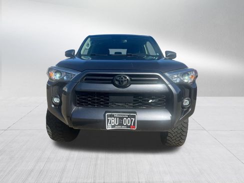 Used 2022 Toyota 4Runner SR5 image 2