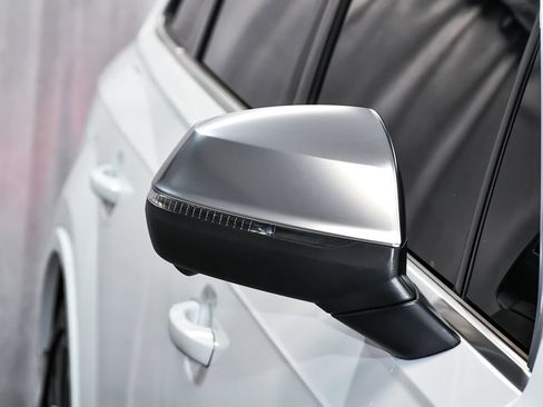 Used 2024 Audi SQ7 Prestige w/ Prestige Package AWD/4WD image 82