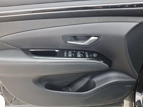 Used 2024 Hyundai Tucson Limited AWD/4WD image 13