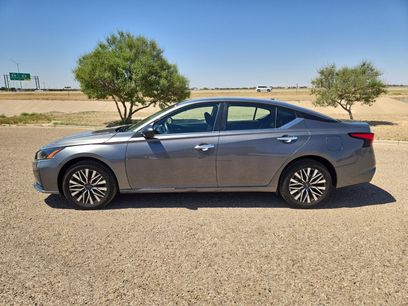 Used 2025 Nissan Altima 2.5 SV