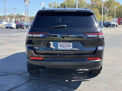 Used 2022 Jeep Grand Cherokee L Laredo image 10