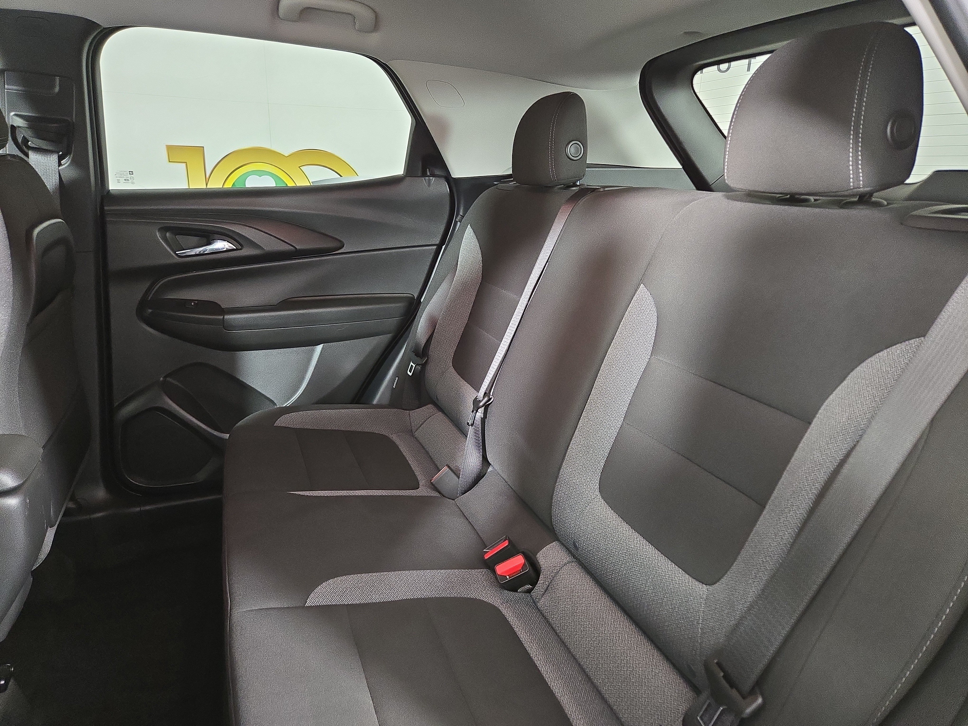 Used 2025 Chevrolet TrailBlazer LT FWD image 12
