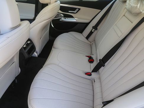 New 2026 Mercedes-Benz E 450 4MATIC Sedan image 17