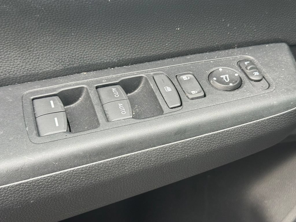 Used 2024 Honda CR-V Sport image 25
