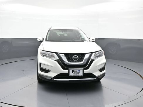 Used 2020 Nissan Rogue S w/ Special Edition Package AWD/4WD image 2