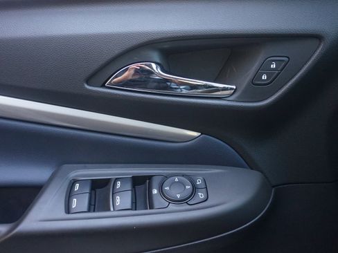 Used 2022 Chevrolet Bolt EUV Premier w/ Launch Edition image 16