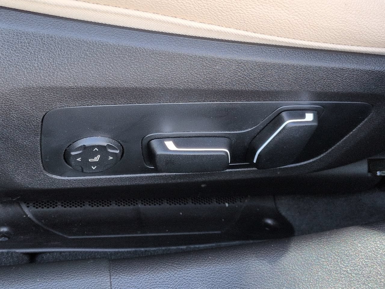 Used 2026 BMW 330i Sedan RWD image 20