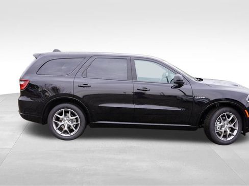 New 2026 Dodge Durango GT w/ Trailer Tow Group IV image 2