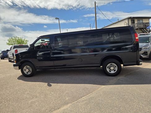Used 2010 Chevrolet Express 3500 LT w/ LT Preferred Equipment Group RWD image 7