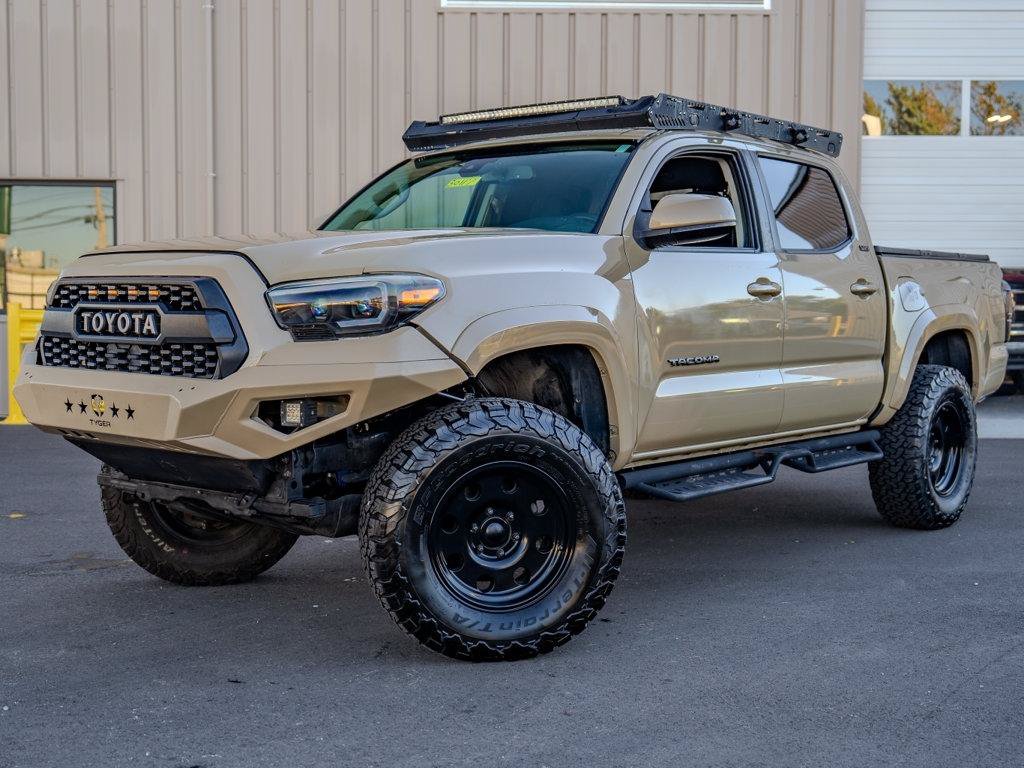 Used 2019 Toyota Tacoma SR5 AWD/4WD image 6