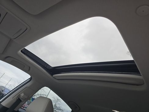 Certified 2023 Honda Accord Touring image 4