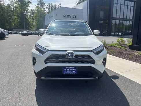 Used 2022 Toyota RAV4 Limited AWD/4WD image 15