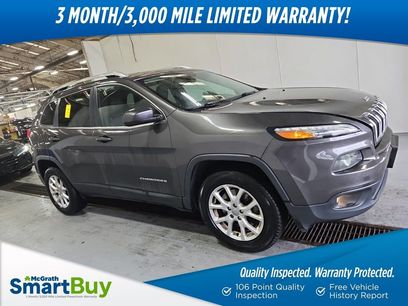 Used 2018 Jeep Cherokee Latitude Plus w/ Comfort/Convenience Group