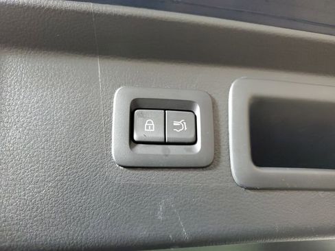 Certified 2025 MAZDA CX-50 2.5 Hybrid w/ Weather Package image 10