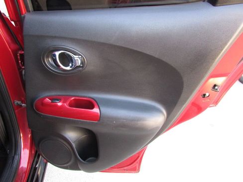 Used 2014 Nissan Juke SV w/ Navigation Package FWD image 29