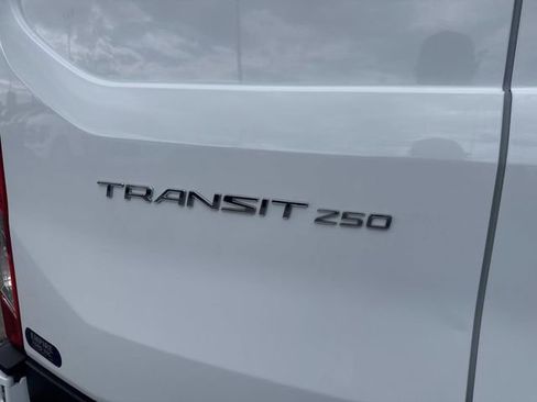 Used 2025 Ford Transit 250 148 High Roof Extended RWD image 7