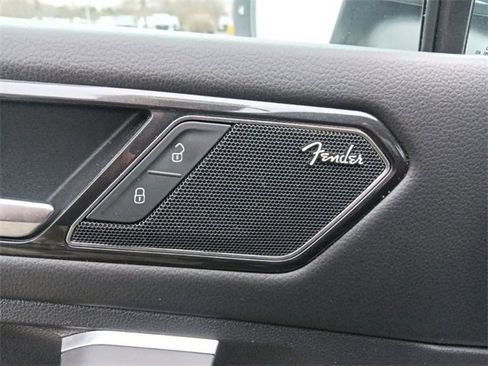 Used 2023 Volkswagen Tiguan SEL R-Line image 13