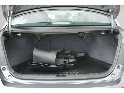 Used 2017 Honda Accord Sport image 11