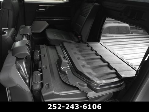 Used 2025 GMC Sierra EV Denali AWD/4WD image 38