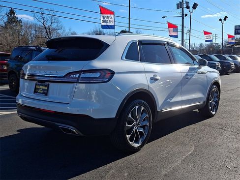 Used 2022 Lincoln Nautilus Reserve w/ Cargo Utility Package image 7