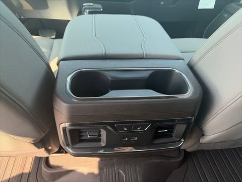 New 2026 GMC Sierra 1500 SLT w/ SLT Premium Plus Package AWD/4WD image 13