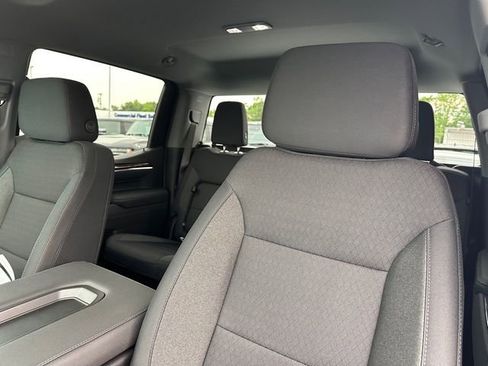 New 2025 GMC Sierra 1500 Elevation image 27