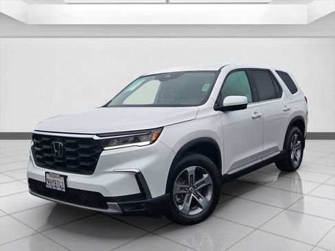 Used 2023 Honda Pilot EX-L image 9