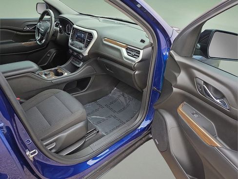 Used 2023 GMC Acadia SLE w/ Driver Convenience Package image 13