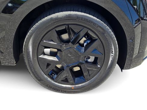 New 2026 Kia EV9 Land w/ Nightfall Edition Package AWD/4WD image 6
