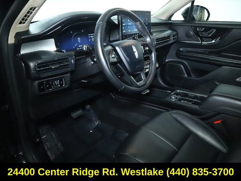 Certified 2025 Lincoln Corsair Premiere image 17