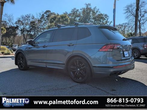 Used 2022 Volkswagen Tiguan SE R-Line image 6