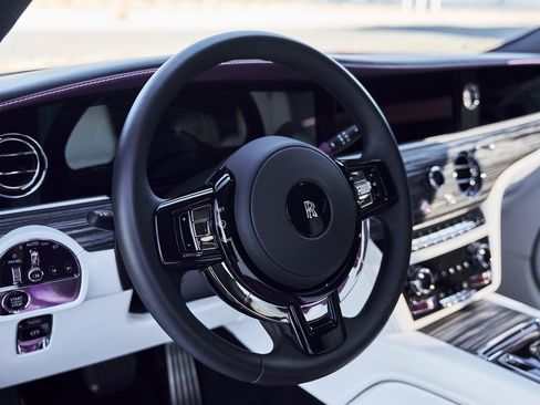 Used 2024 Rolls-Royce Spectre w/ Spectre Launch Package image 29