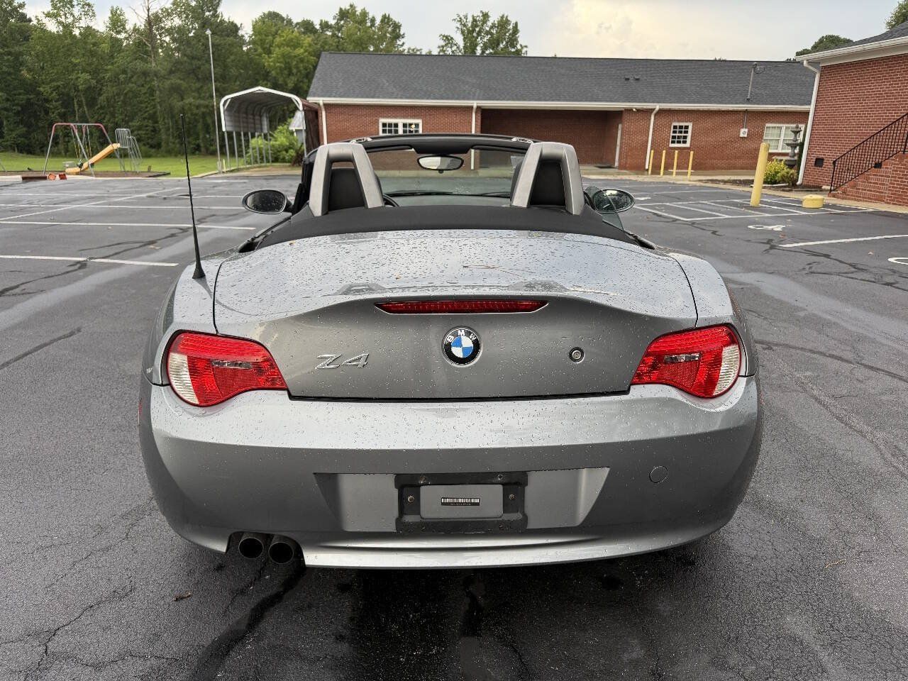 Used 2008 BMW Z4 3.0i RWD image 5