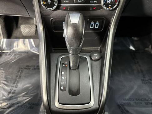 Used 2018 Ford EcoSport SE image 17