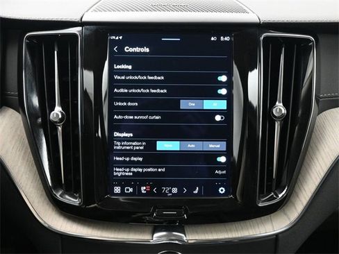 Used 2022 Volvo XC60 B5 Inscription w/ Advanced Package image 18