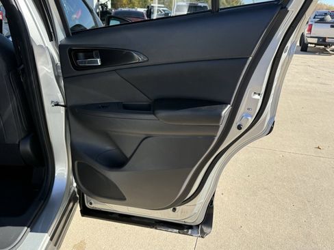 Used 2024 Mitsubishi Eclipse Cross SE image 28