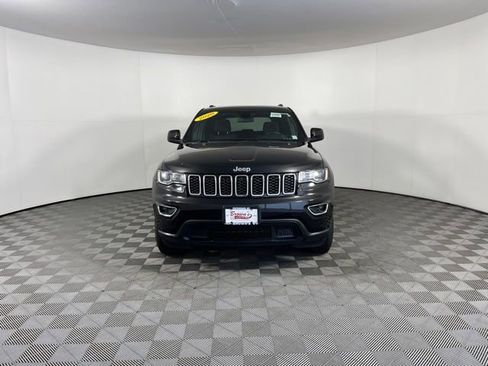 Used 2020 Jeep Grand Cherokee Laredo AWD/4WD image 2
