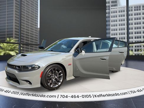 Used 2023 Dodge Charger Scat Pack RWD image 10