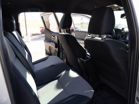 Used 2023 Toyota Tacoma TRD Off-Road image 19