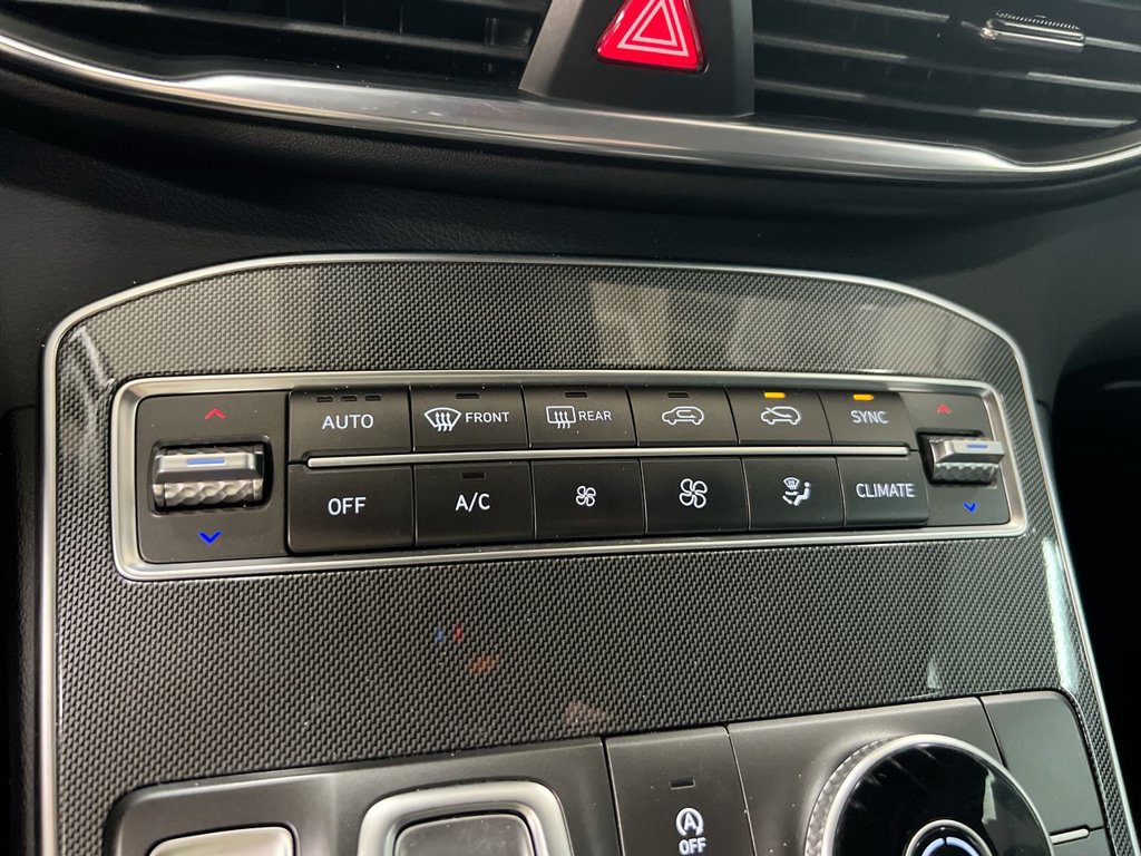 Used 2022 Hyundai Santa Fe SEL w/ Convenience Package FWD image 16
