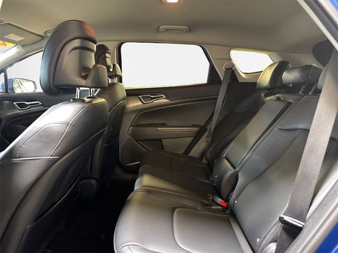 Used 2023 Kia Sportage EX image 24