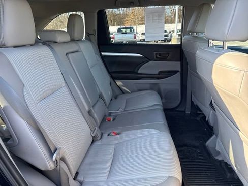 Used 2019 Toyota Highlander Plus image 13