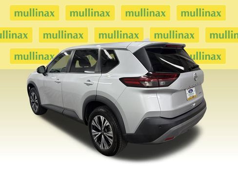 Used 2022 Nissan Rogue SV image 10