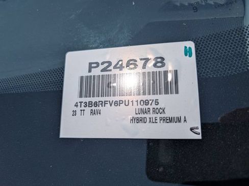 Used 2023 Toyota RAV4 XLE Premium AWD/4WD image 36