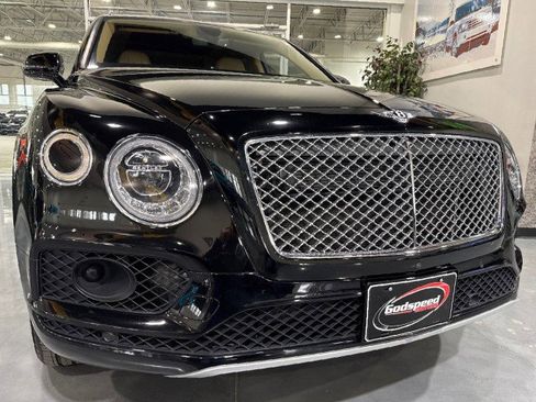 Used 2017 Bentley Bentayga image 25
